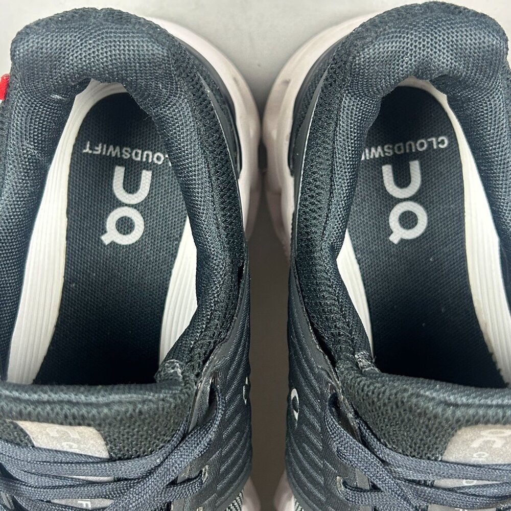 On Cloudswift Athletic Running Shoes Womens 6.5 Black White Low Top Lace Up - Picture 8 of 10